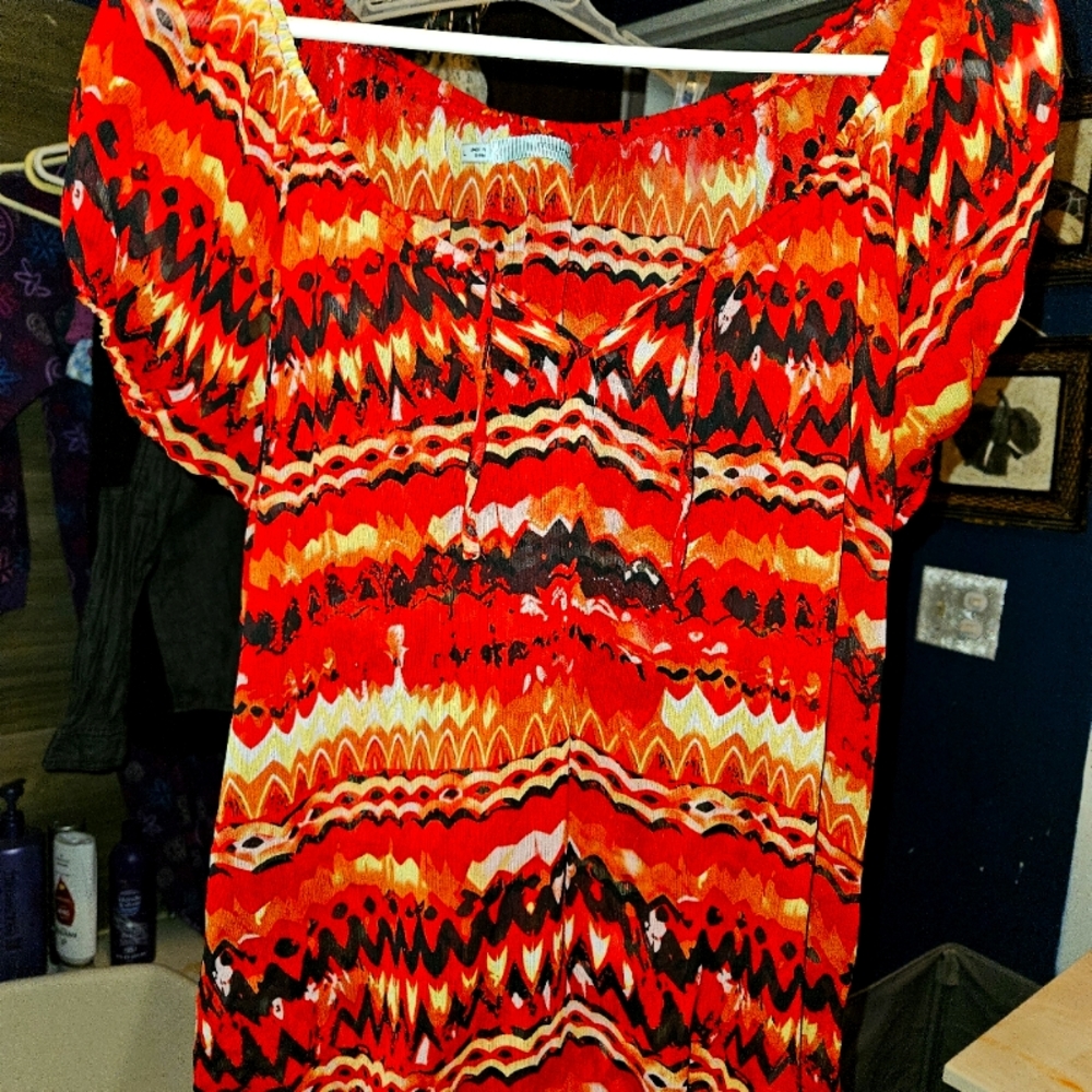 Womens Chiffon blouse by Maurices size L